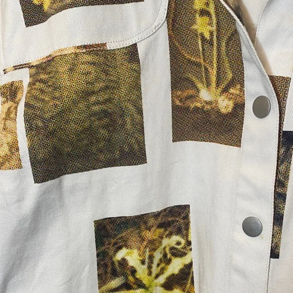 Urban Outfitters Cream Twill Shirt with Brushed Logo Tag - Picture 8 of 12